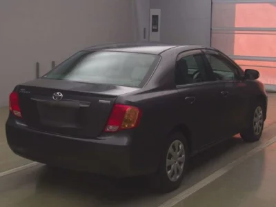 Toyota COROLLA AXIO  с аукциона в Японии