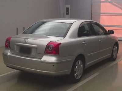 Toyota AVENSIS SEDAN
