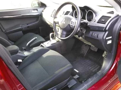 Mitsubishi GALANT FORTIS  с аукциона в Японии