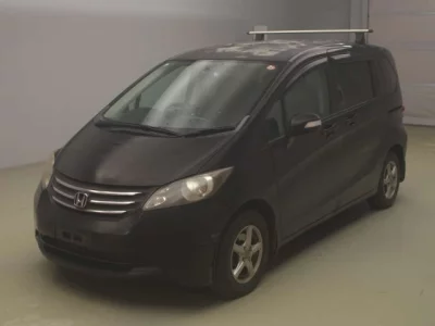 Honda FREED  с аукциона в Японии