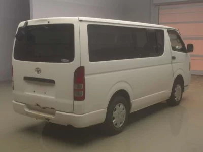 Toyota HIACE VAN  с аукциона в Японии