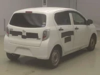 Toyota PIXIS EPOCH лот № 80031 оценка 3  с аукциона в Японии 1