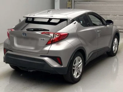 Toyota C-HR  с аукциона в Японии