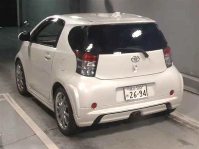 Toyota IQ  с аукциона в Японии