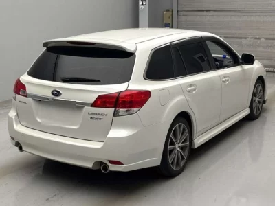 Subaru LEGACY  с аукциона в Японии
