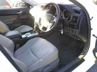 Toyota MARK X  с аукциона в Японии