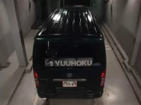 Toyota HIACE VAN лот № 4503 оценка 3  с аукциона в Японии 6