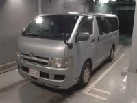 Toyota HIACE VAN лот № 4511 оценка 3  с аукциона в Японии 3