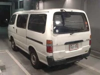 Toyota HIACE VAN лот № 4024 оценка R  с аукциона в Японии 1