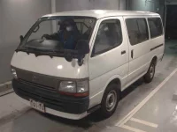 Toyota HIACE VAN лот № 4024 оценка R  с аукциона в Японии 3