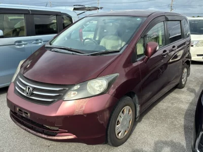Honda FREED  с аукциона в Японии