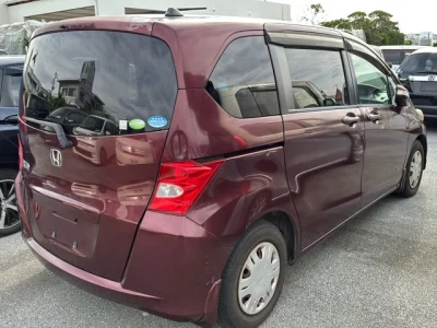 Honda FREED  с аукциона в Японии