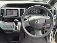 Honda STEP WAGON лот № 25019 оценка 3.5  с аукциона в Японии 4