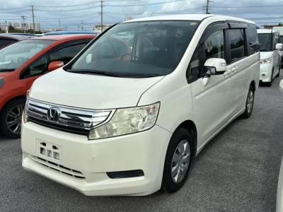 Honda STEP WAGON  с аукциона в Японии