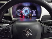 Suzuki XBEE лот № 10010 оценка 4  с аукциона в Японии 5