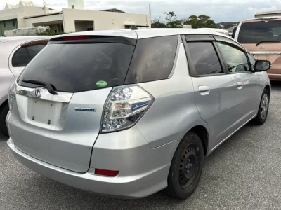 Honda FIT SHUTTLE  с аукциона в Японии