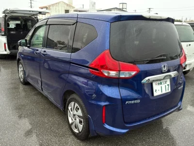 Honda FREED  с аукциона в Японии