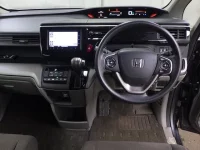 Honda STEP WAGON лот № 26023 оценка 3  с аукциона в Японии 4