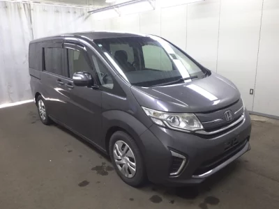 Honda STEP WAGON  с аукциона в Японии