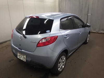 Mazda DEMIO