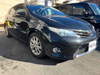Toyota AURIS  с аукциона в Японии