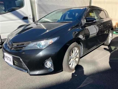 Toyota AURIS  с аукциона в Японии