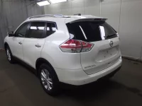 Nissan X-TRAIL лот № 26074 оценка 3  с аукциона в Японии 3