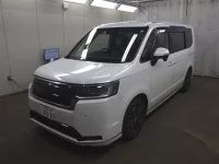 Honda STEP WAGON лот № 26079 оценка 4  с аукциона в Японии 1