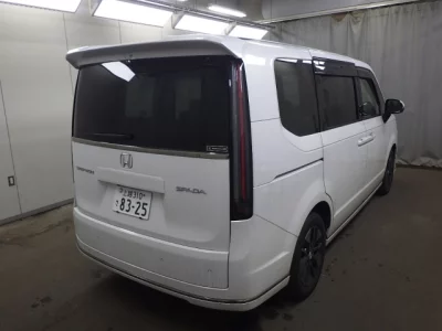 Honda STEP WAGON  с аукциона в Японии