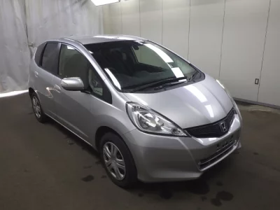 Honda FIT  с аукциона в Японии