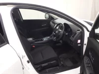 Honda VEZEL лот № 26144 оценка 3  с аукциона в Японии 5