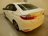 Honda GRACE лот № 28026 оценка R  с аукциона в Японии 3
