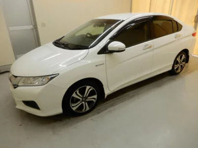 Honda GRACE  с аукциона в Японии