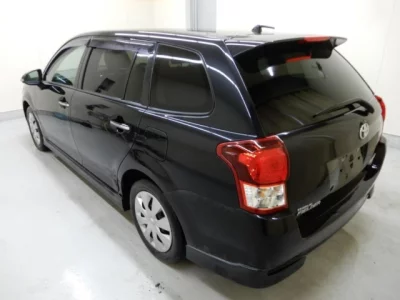 Toyota COROLLA FIELDER  с аукциона в Японии