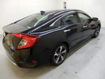 Honda CIVIC  с аукциона в Японии