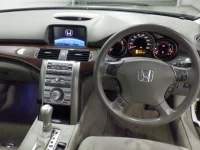 Honda LEGEND лот № 10186 оценка 3.5  с аукциона в Японии 4