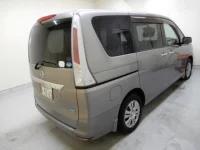 Nissan SERENA лот № 28070 оценка 3.5  с аукциона в Японии 2