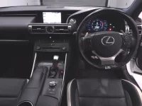 Lexus IS лот № 10215 оценка 4.5  с аукциона в Японии 4