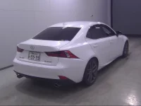 Lexus IS лот № 10215 оценка 4.5  с аукциона в Японии 2