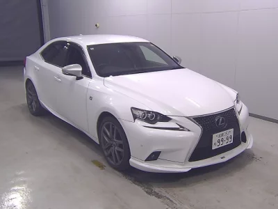 Lexus IS  с аукциона в Японии