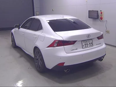 Lexus IS  с аукциона в Японии