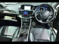 Honda ACCORD лот № 20047 оценка 3.5  с аукциона в Японии 4