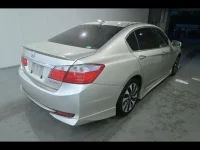 Honda ACCORD лот № 20047 оценка 3.5  с аукциона в Японии 2