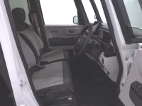 Honda N BOX лот № 10267 оценка 4.5  с аукциона в Японии 5