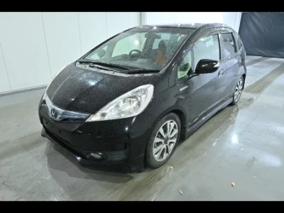 Honda FIT  с аукциона в Японии