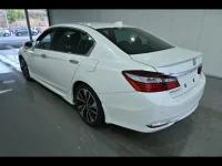 Honda ACCORD лот № 20077 оценка 4  с аукциона в Японии 3