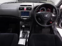 Honda ACCORD лот № 19003 оценка 3  с аукциона в Японии 4