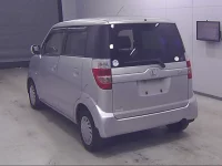 Honda ZEST лот № 19070 оценка 3  с аукциона в Японии 3