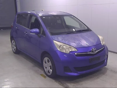 Toyota RACTIS  с аукциона в Японии