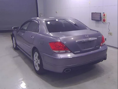 Honda LEGEND  с аукциона в Японии